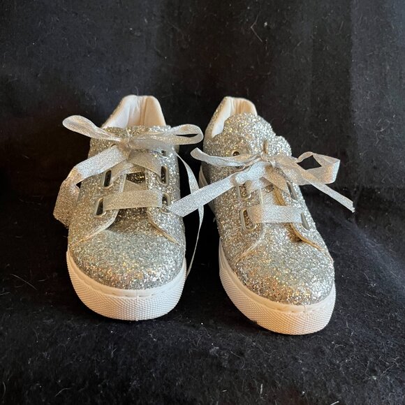 ‘Forever 21’ Silver Gliiter Sneakers* - Picture 3 of 9